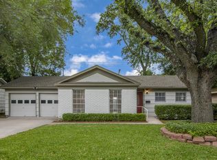 7954 Cedel Dr, Houston, TX 77055