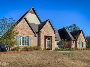100 Huckleberry Ln, Madison, MS 39110