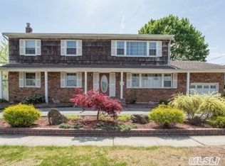 2416 Logue St, North Bellmore, NY 11710