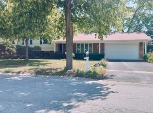 303 West St, Geneva, IL 60134