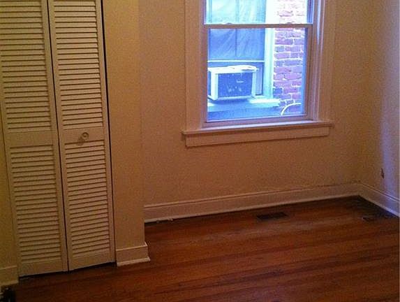 4th image of 3143 Ellwood Ave