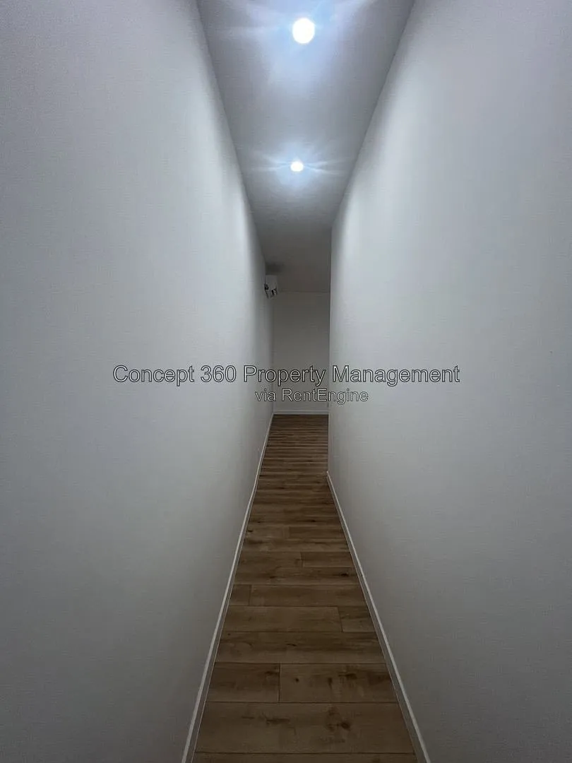 2 bed, 1.0 bath, 600 sqft, $2,495 — Photo 2