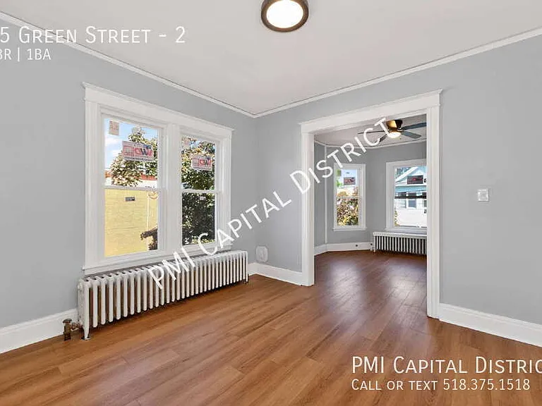 25 Green St #2 — Photo 1
