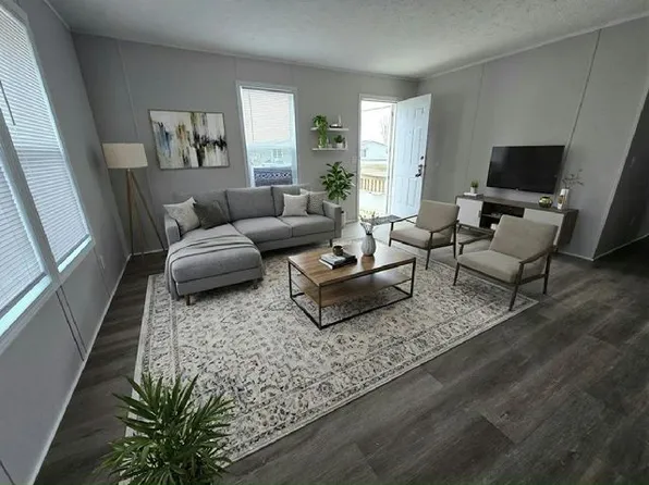 870 Macbeth Cir Lot 266, Lakeville, MN 55044