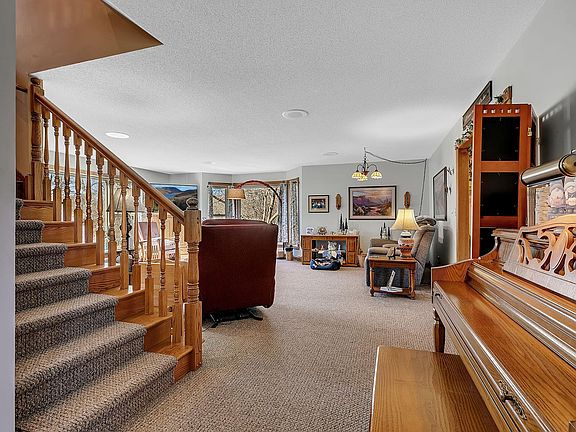 5th image of 17425 Northwood Dr