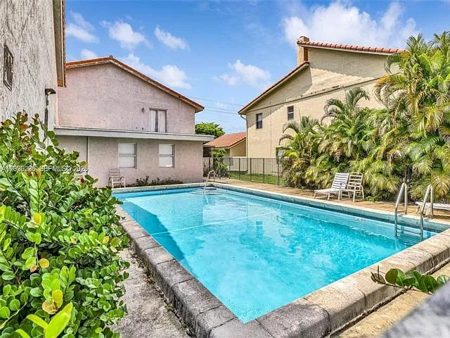 4299 Coral Springs Dr — Photo 3