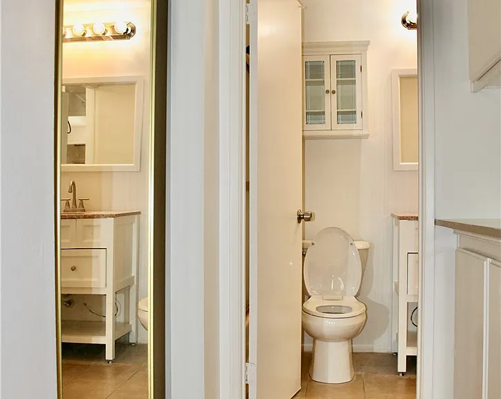 730 W 4th St #306 — Photo 23