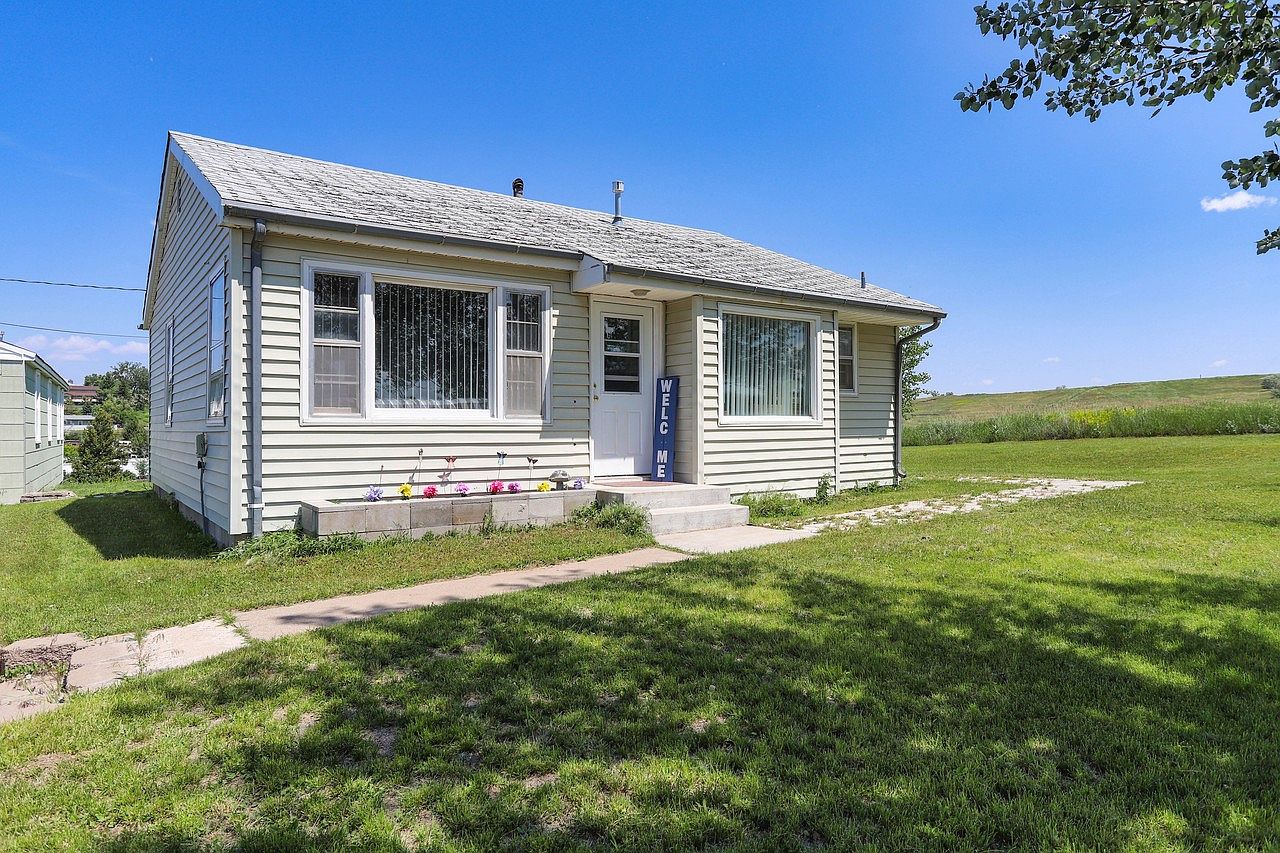 413 24th Ave S, Great Falls, MT 59405 Zillow