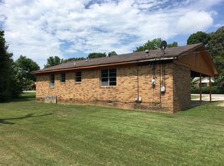 201 Elmview St, Bolivar, TN 38008