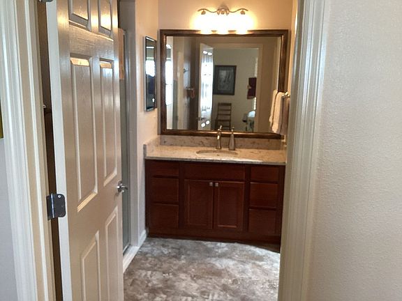 5th image of 583 Knightsbridge Pl
