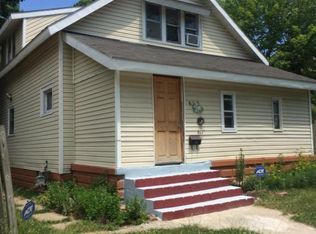 835 Oakdale St SE, Grand Rapids, MI