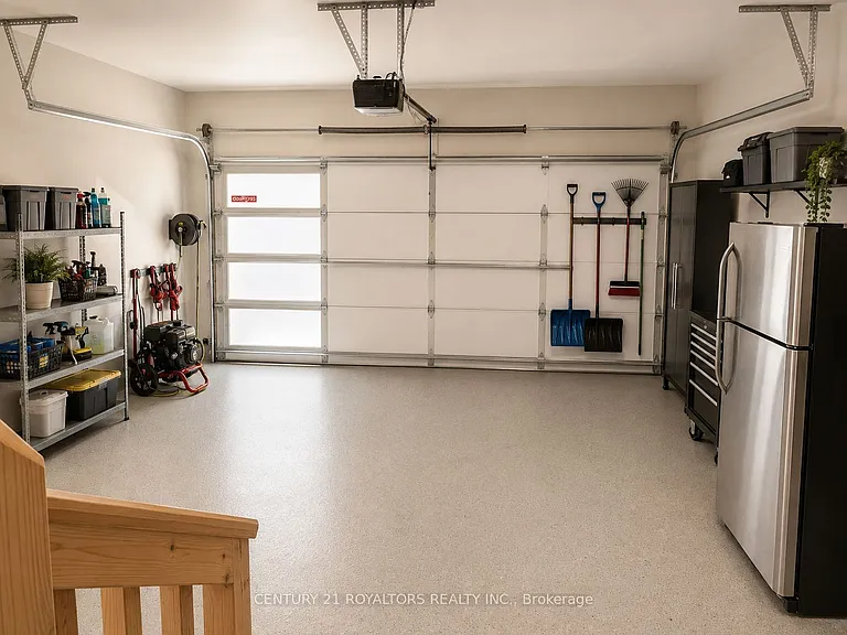 400 Newman Dr #30 — Photo 17