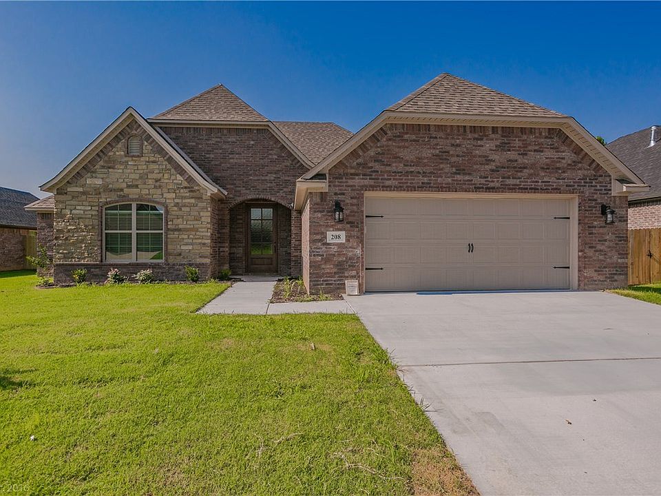 1st image of 208 W Camden Dr