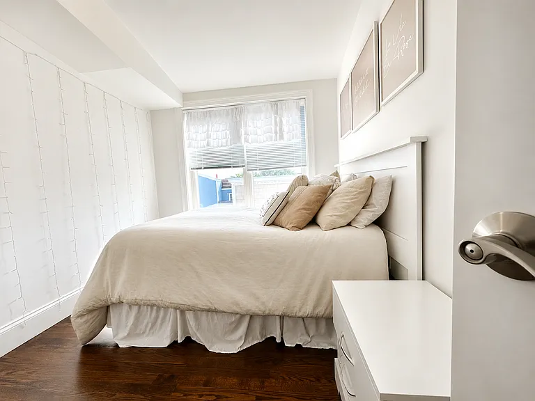 154 Gold St #3 — Photo 27