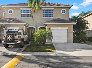 Pelican Pointe, Hollywood, FL 33025