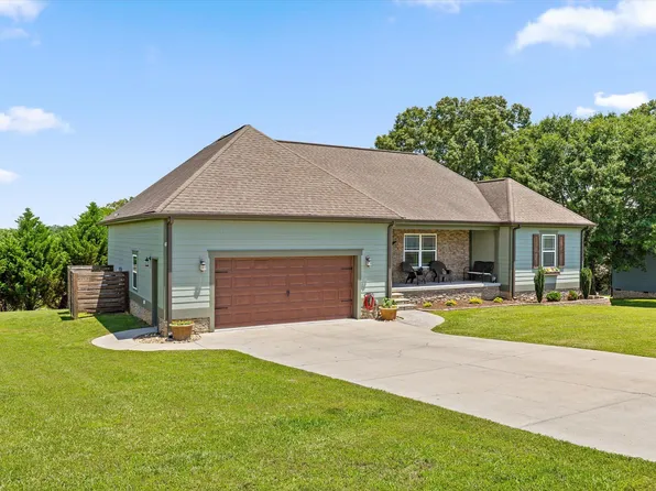 56 Seven Pines Ln, Chickamauga, GA 30707
