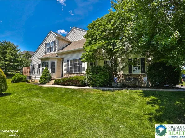 10 Cobblestone Dr, Easton, PA 18045