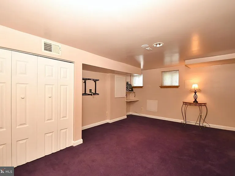 Basement bedroom with private bathroom