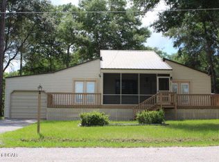 503 Lori Ln, Alford, FL 32420