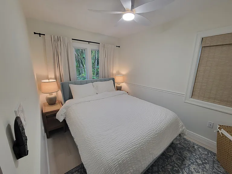 Bedroom with queen bed