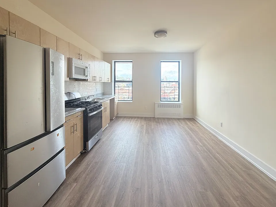 125 Brighton 11th St #L3
