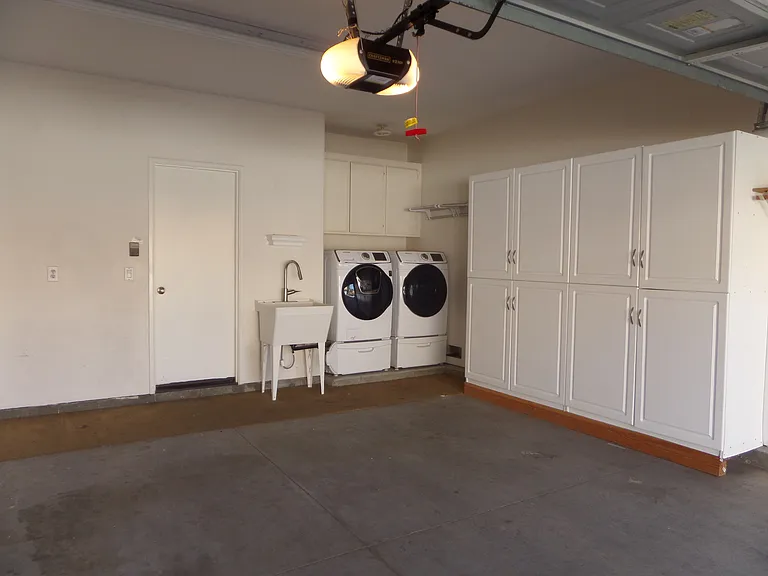 12488 Creekview Dr — Photo 18