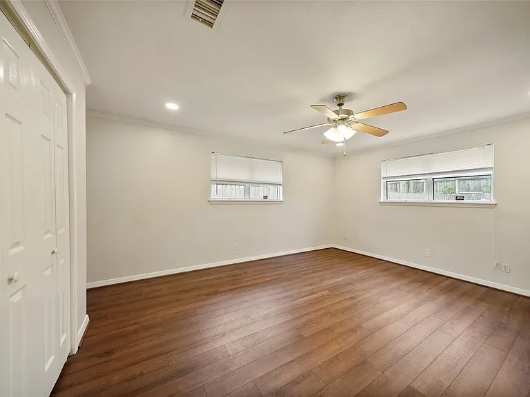 1807 Shadow Bend Dr — Photo 17