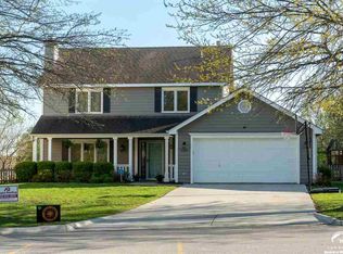 3925 Monterey Pl, Lawrence, KS 66049