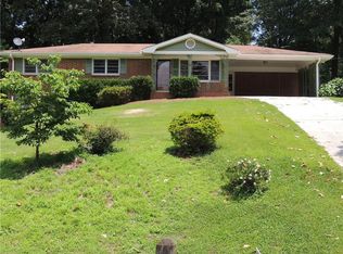 6061 Oak Hill Dr, Austell, GA