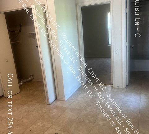 3rd image of 3605 Malibu Ln APT C
