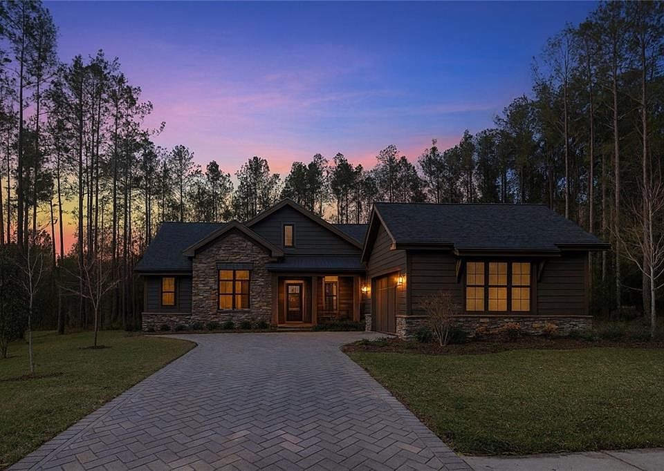 1st image of 1024 Bear Paw Rdg