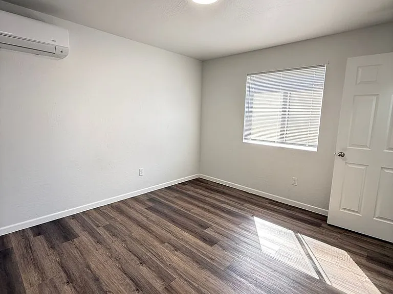 634 Colinwood Ct — Photo 8