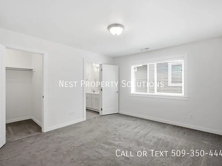 123 9th Ave #8 — Photo 13
