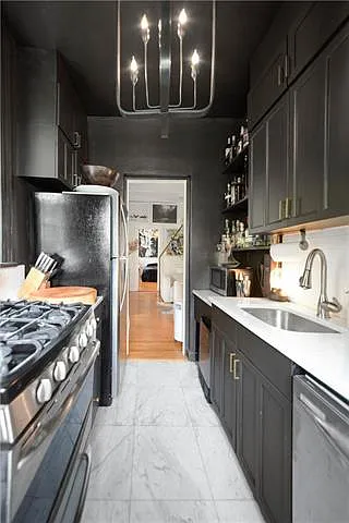 1031 Barracks St #4 — Photo 20