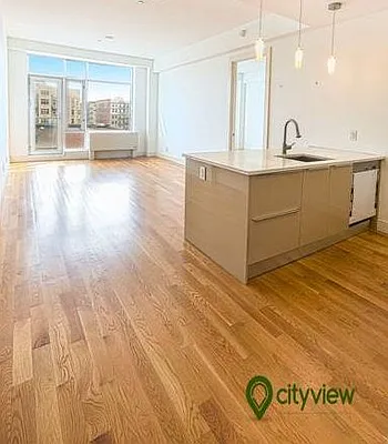Rented by City View Living | media 20