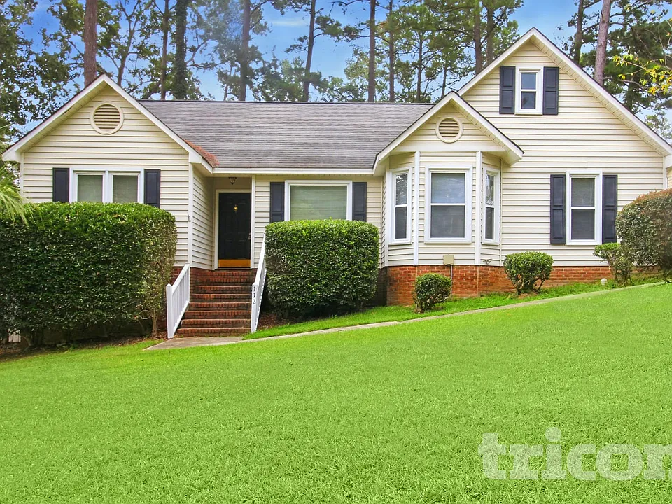112 Hedgefield Rd