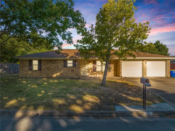 214 S College Ave, Troy, TX 76579