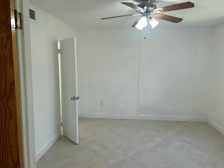 3432 NW 86th Way #D204 — Photo 27