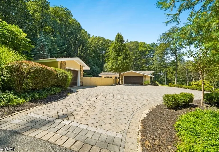 174 Bliss Rd — Photo 3
