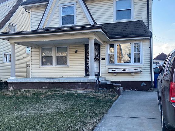 2nd image of 650 Yale Ave