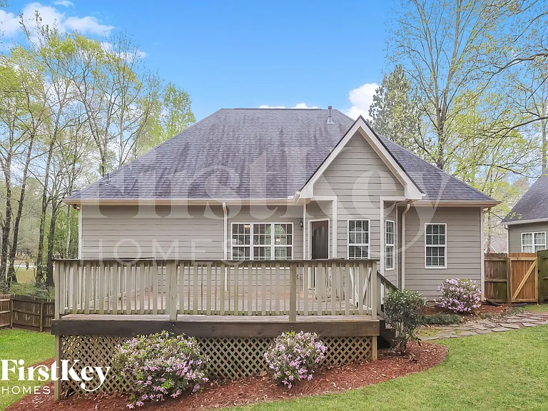 2570 Serenity St — Photo 15