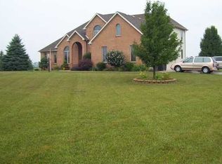 4929 Curtice Rd, Northwood, OH 43619