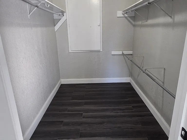 4340 Danny Dr — Photo 14