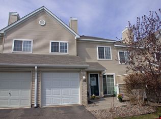2210 Ranchview Ln N UNIT 120, Plymouth, MN 55447