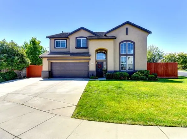 1636 Roadrunner Dr, Roseville, CA 95747