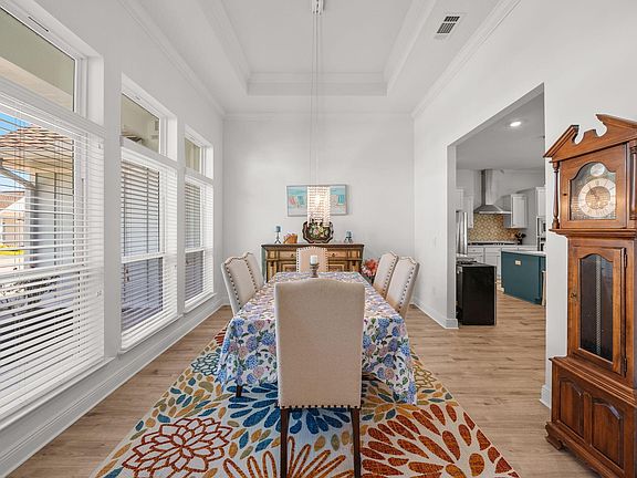 5th image of 58 Palmview Ln