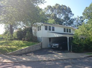 82 Maplewood St, West Roxbury, MA 02132