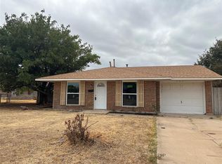 304 Saturn St, Altus, OK 73521