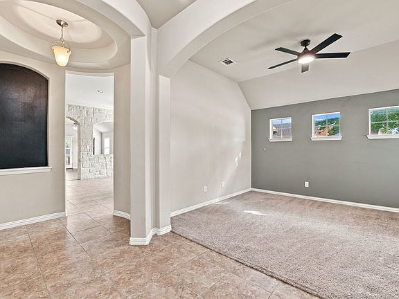 4th image of 255 Archer Way