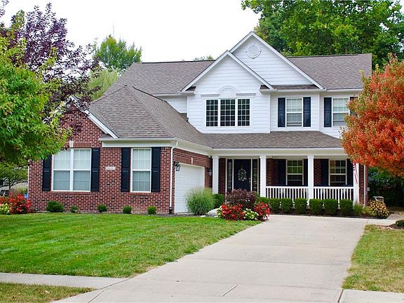 2nd image of 6838 Woodhaven Pl